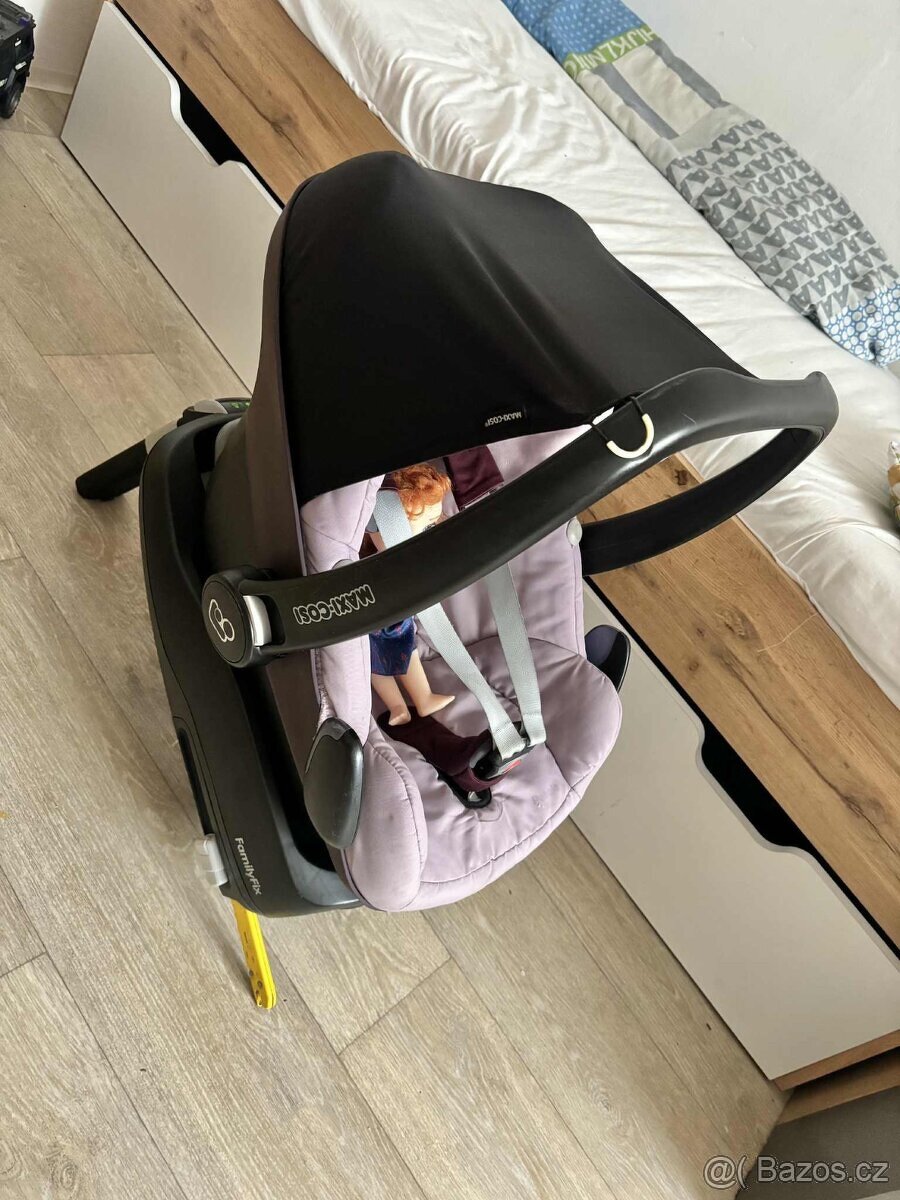 Dětská autosedačka - 2