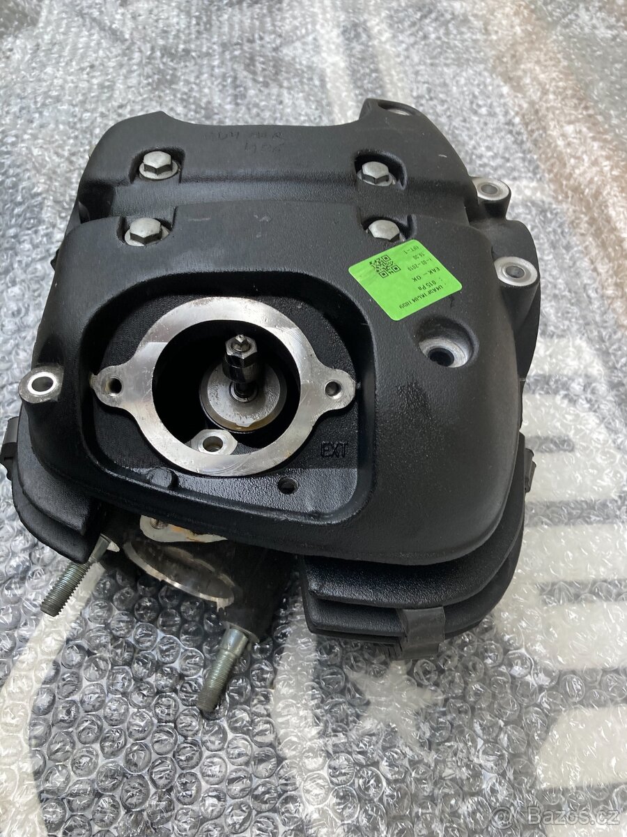 Royal Enfield Himalayan-hlava válce - 2