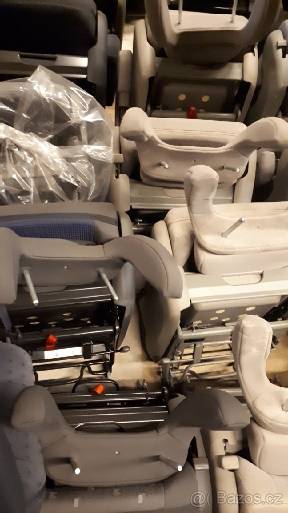 Prodám NOVÉ dětské sedačky na Sharan Alhambra Galax - 2