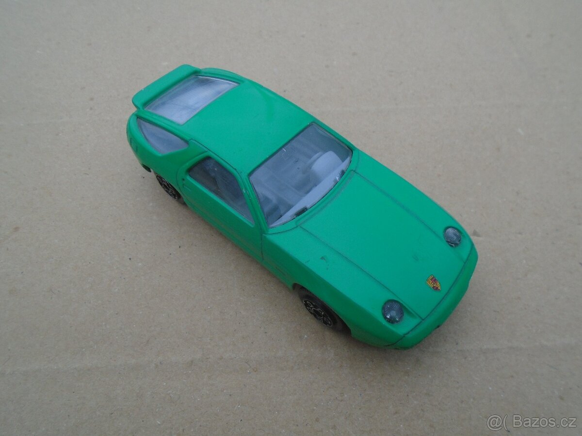 Hračka Porsche 928 Burago - 2