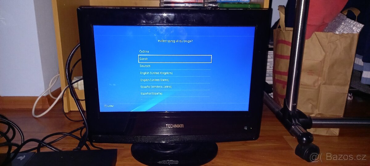 Prodám playstation 4 500GB - 2