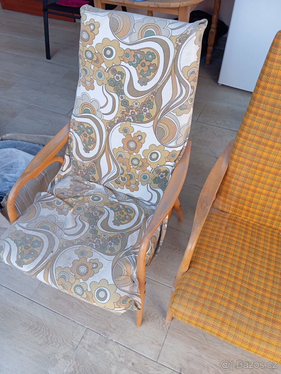 Zachovalé křeslo - 2