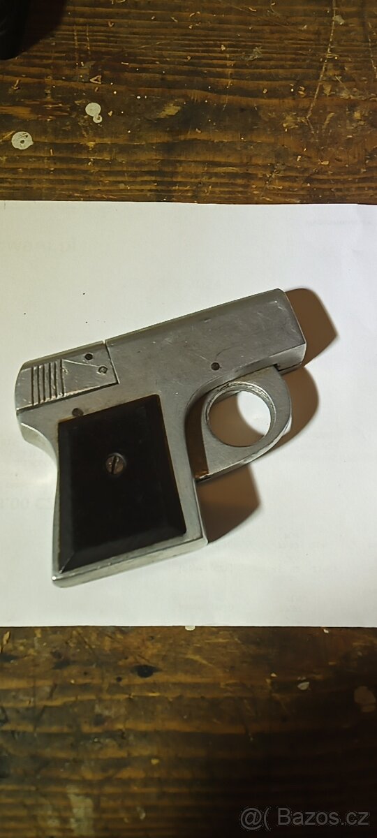Startovací pistole - 2
