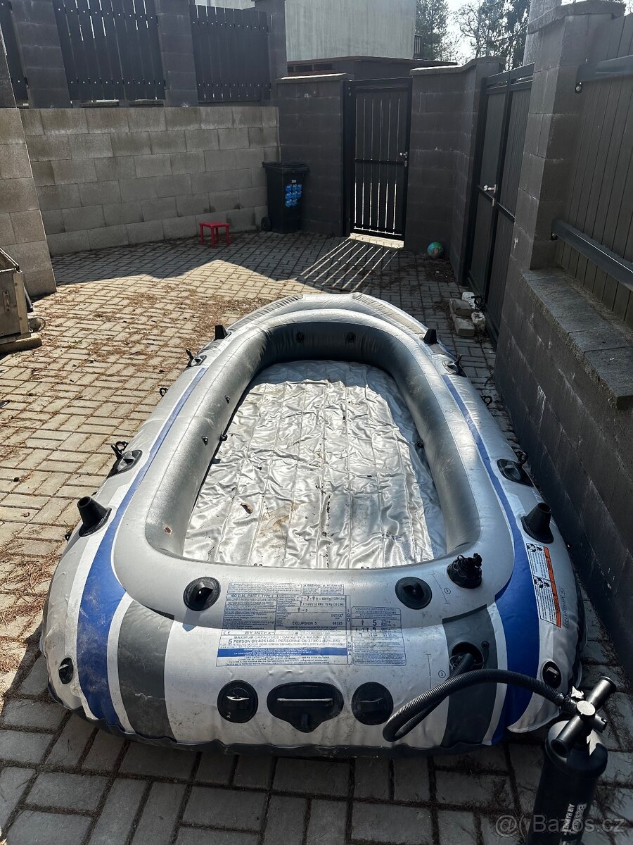 Člun Intex excursion 5 - 2