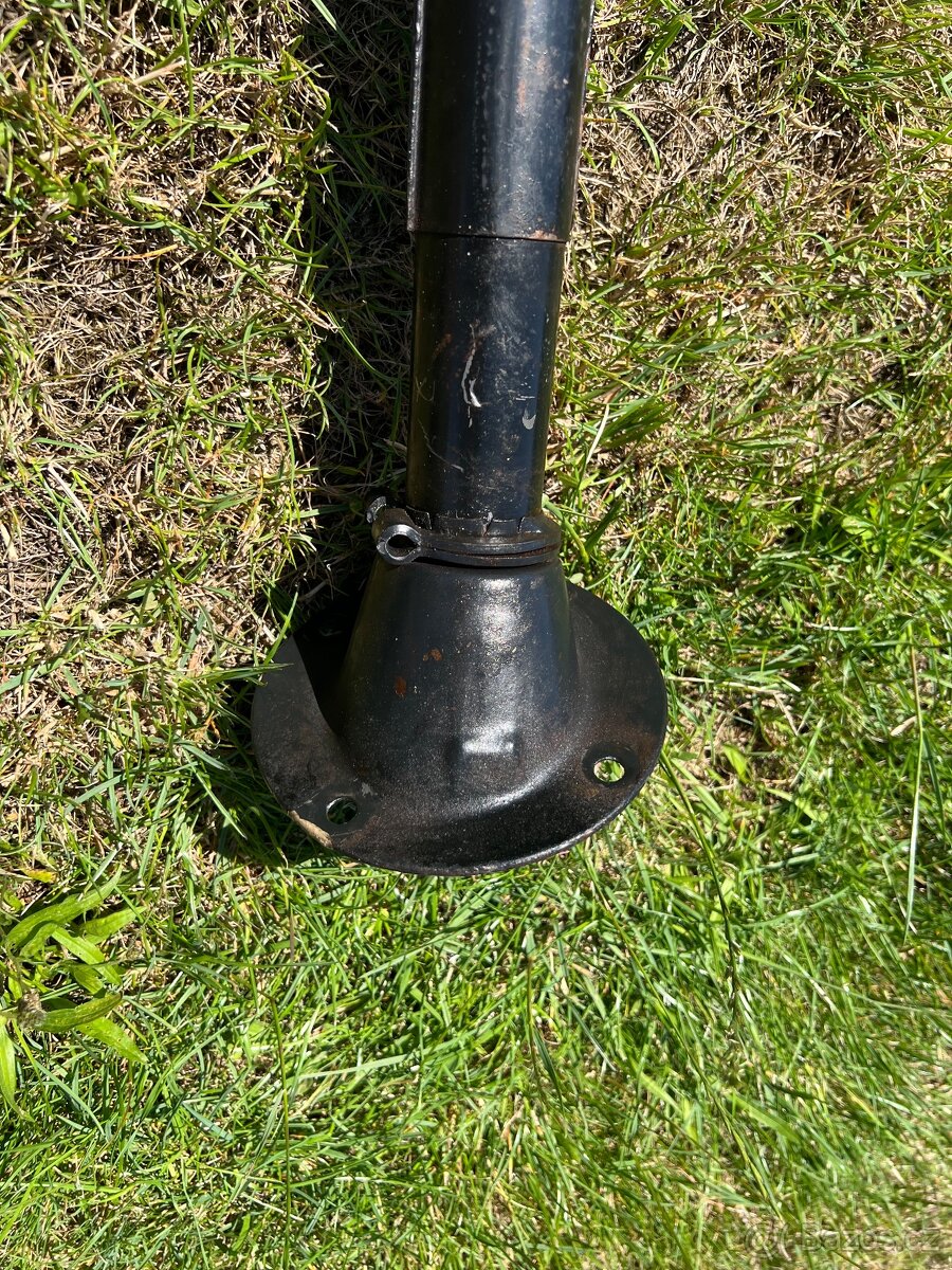 Díly na MB W107 - 2