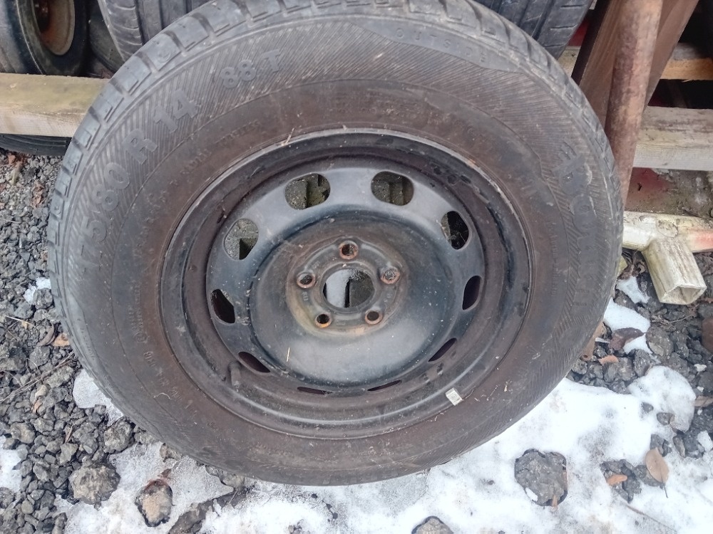 Kola VW Golf 14" - 2