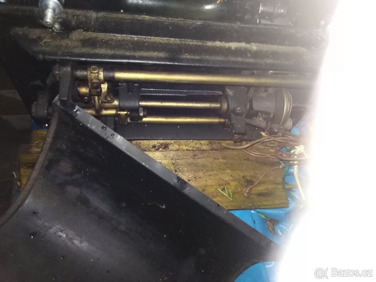 Šicí stroj BOBBIN - 2