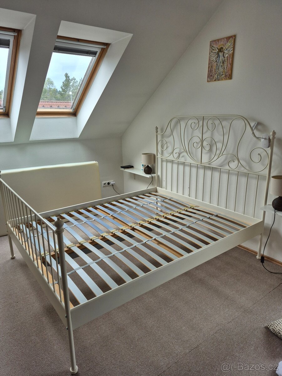 Bílá kovová postel 160x200 - 2