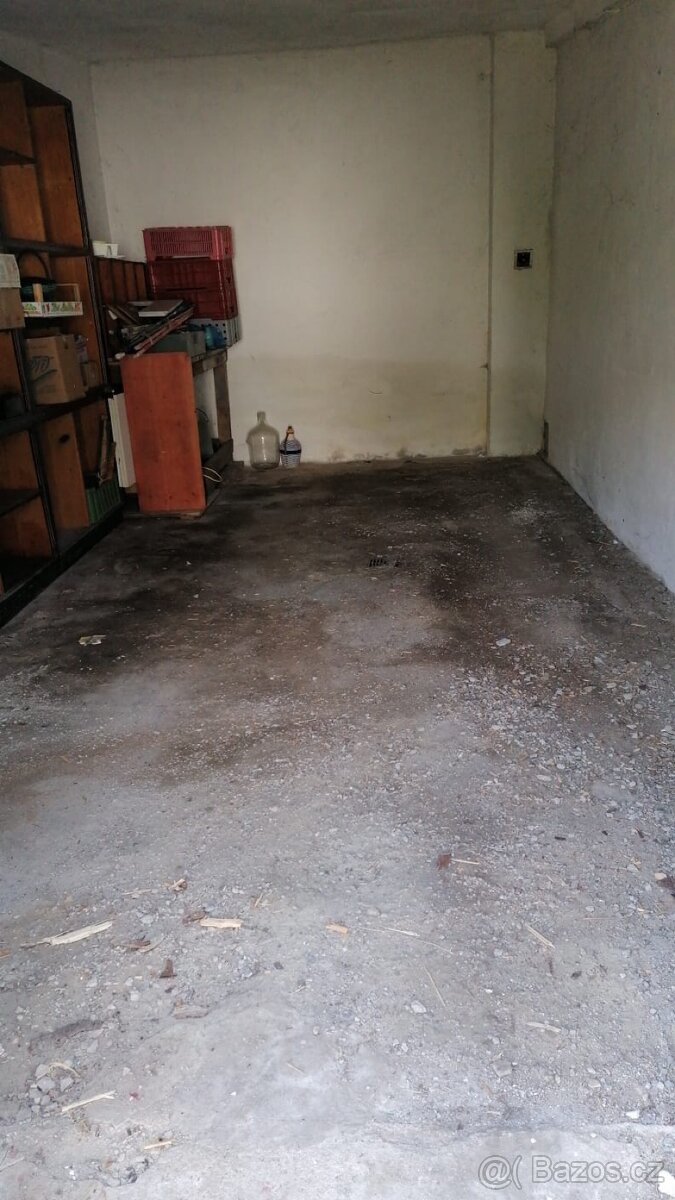 Garáž - 2