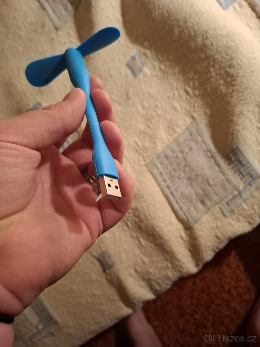 USB mini ventilátor k telefonu, powerbance nebo notebooku - 2