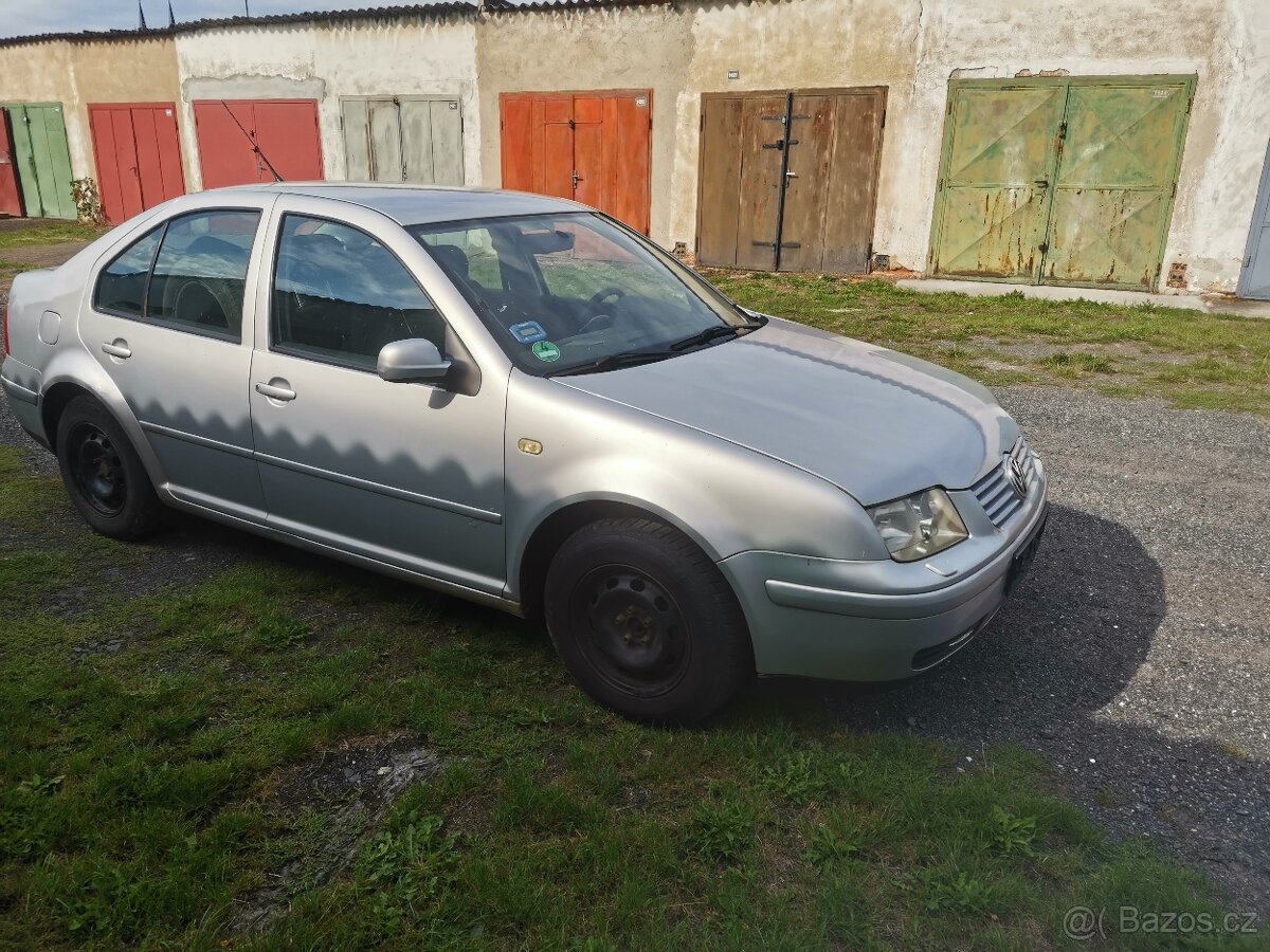 VW BORA 1.6 HIGHLINE – PRODEJ DÍLŮ - 2