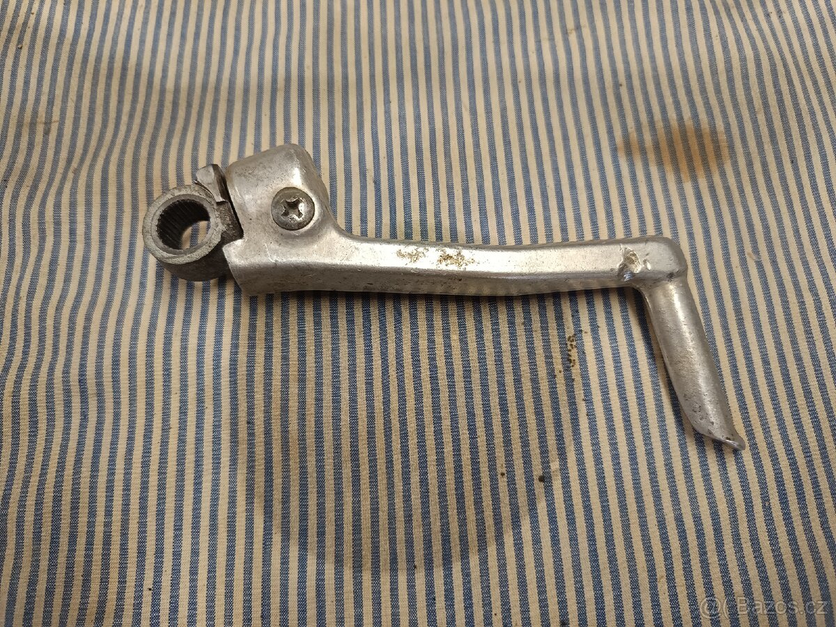 Prodám našlapovací páku Suzuki RM125 - 2