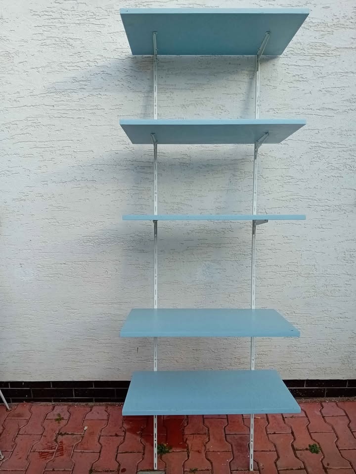 Regál /policový systém - 2