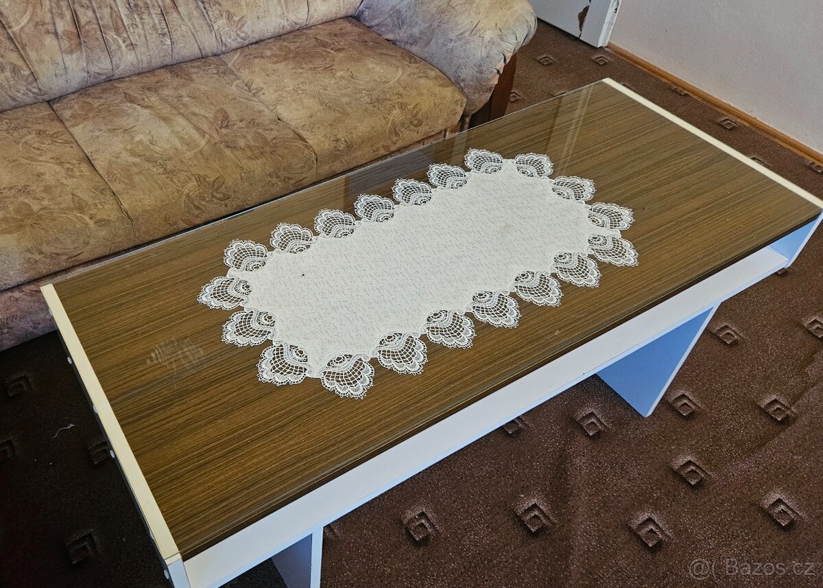 Daruji za odvoz konferenční stolek - 2