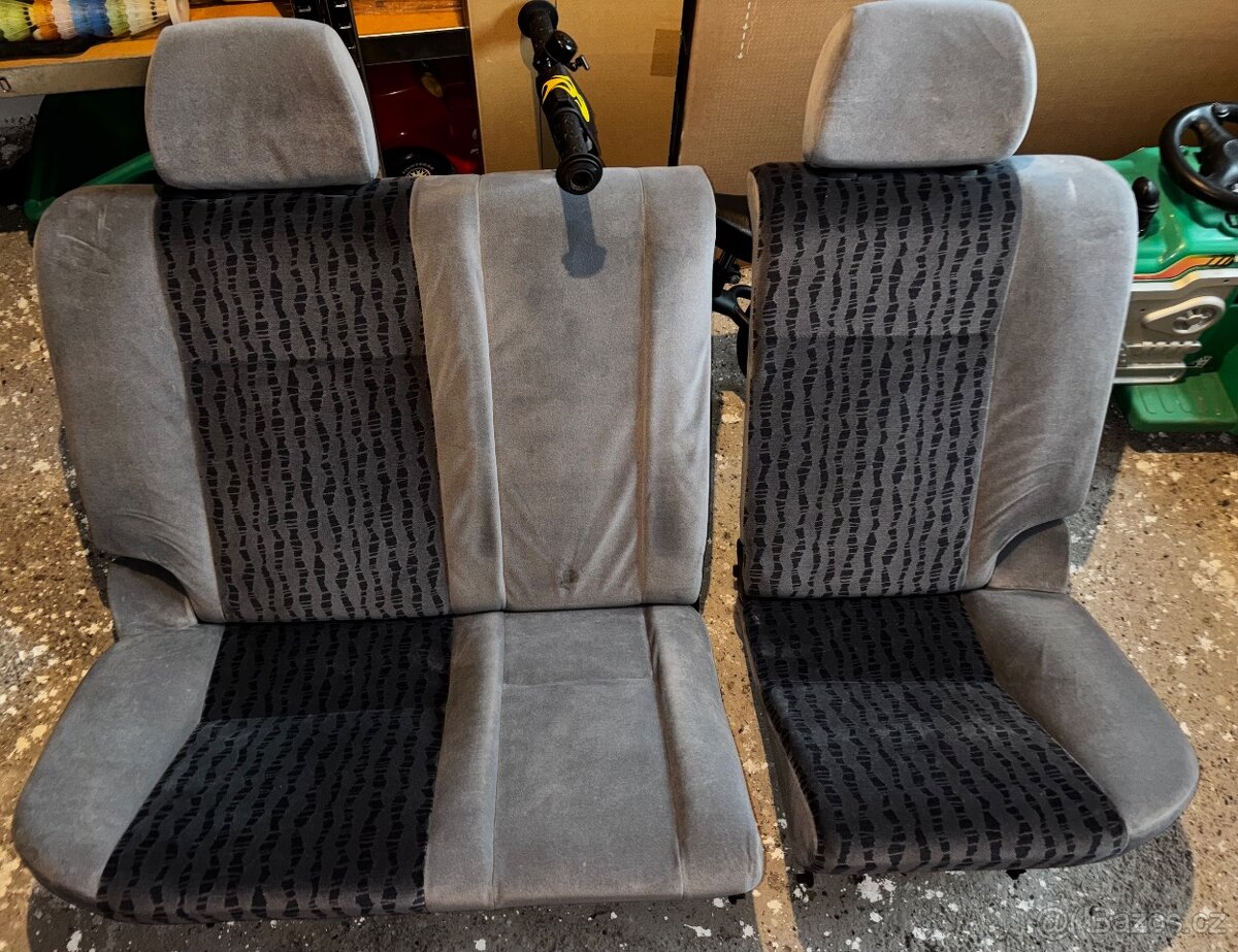 Prodám sadu sedadel - 2