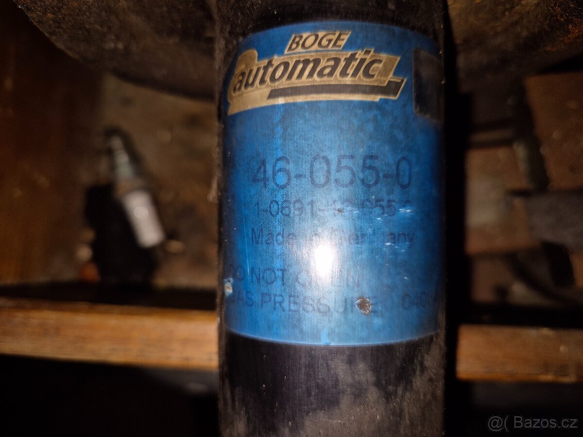 Tlumiče s pružinami zadní Jaguar XJ40 - 2