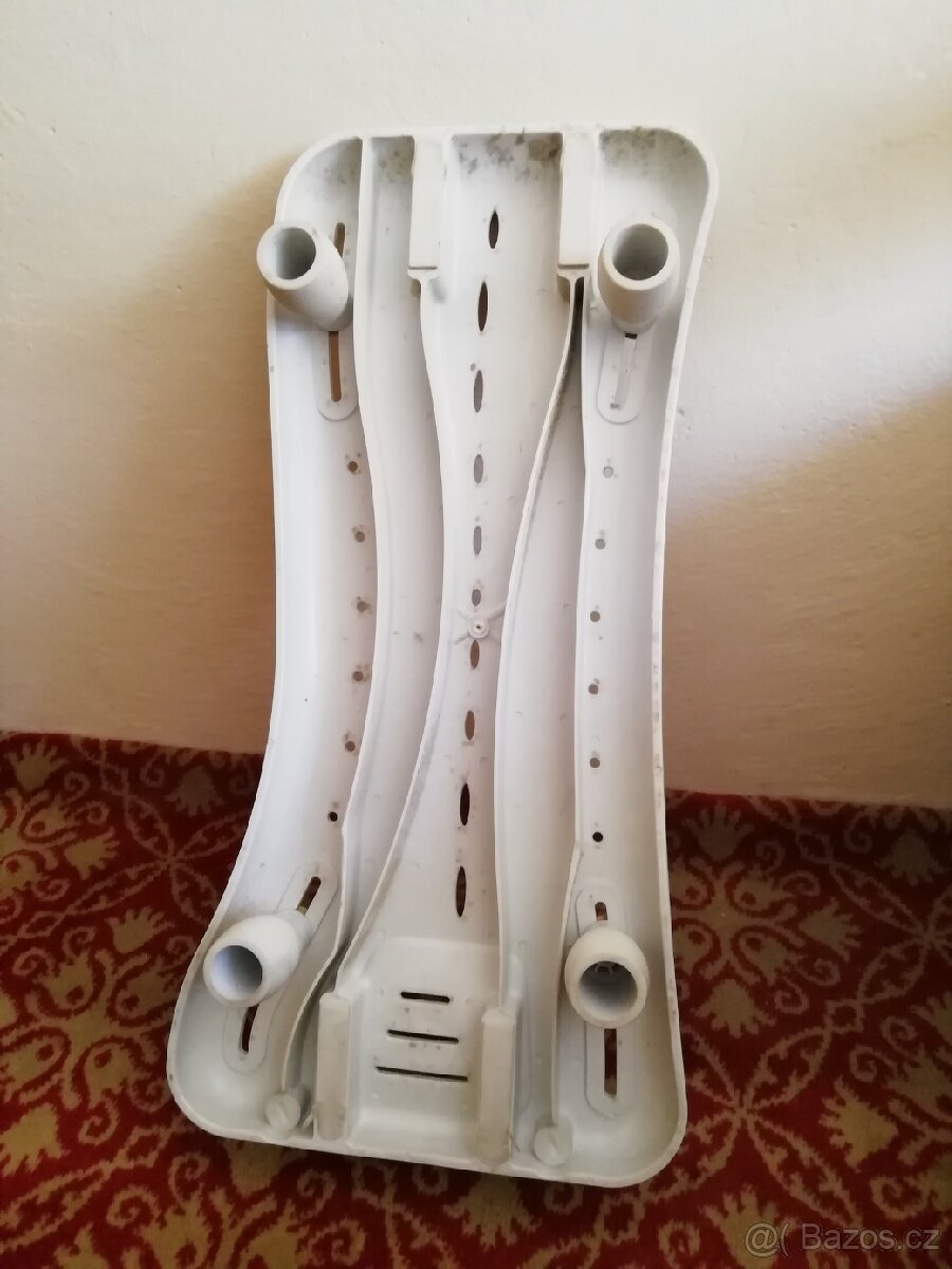 Sedačka na vanu s madlem Medical. - 2