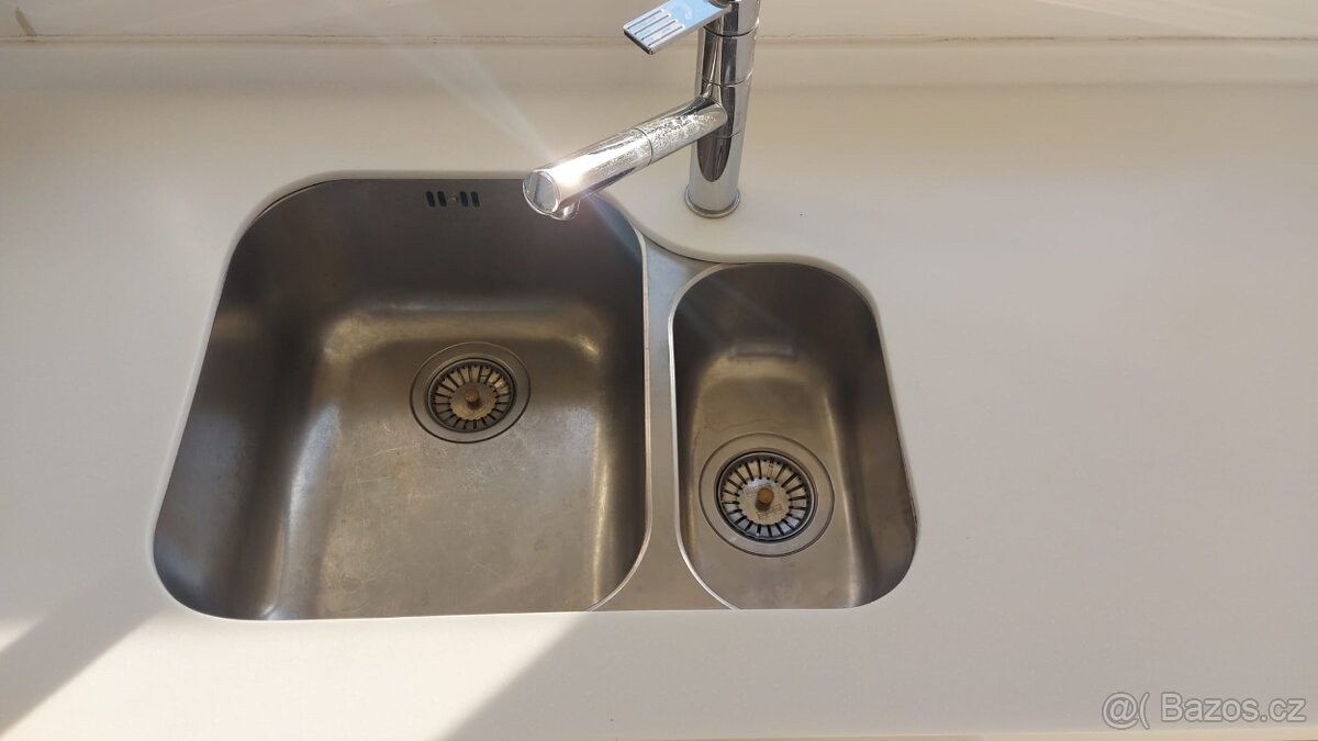 Prodám kuchyňskou linku se spotřebiči - 2