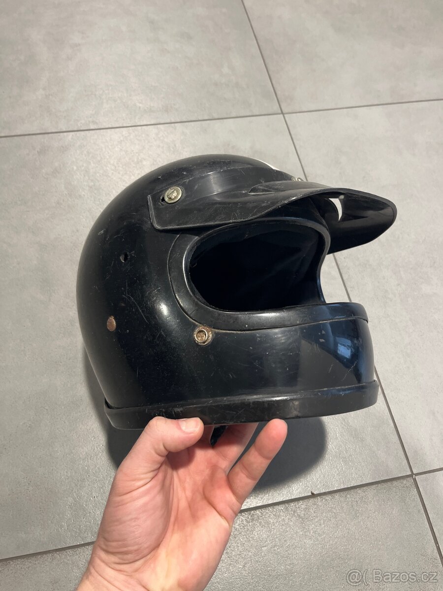 Přilba - 2