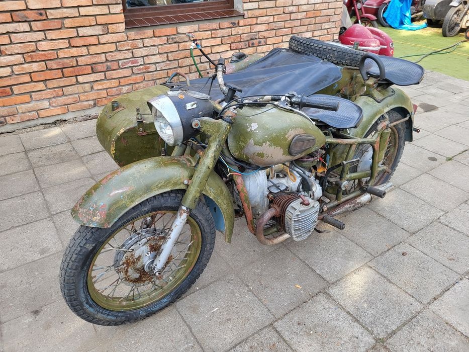 Dněpr,Ural-originál vojenský MW 750 s pohonem sajdy - 2