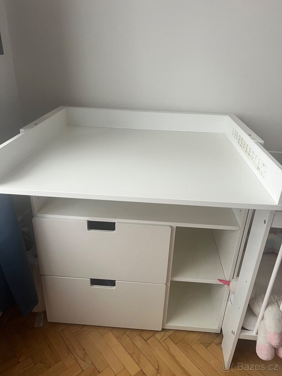 Přebalovací pult IKEA s komodou - 2
