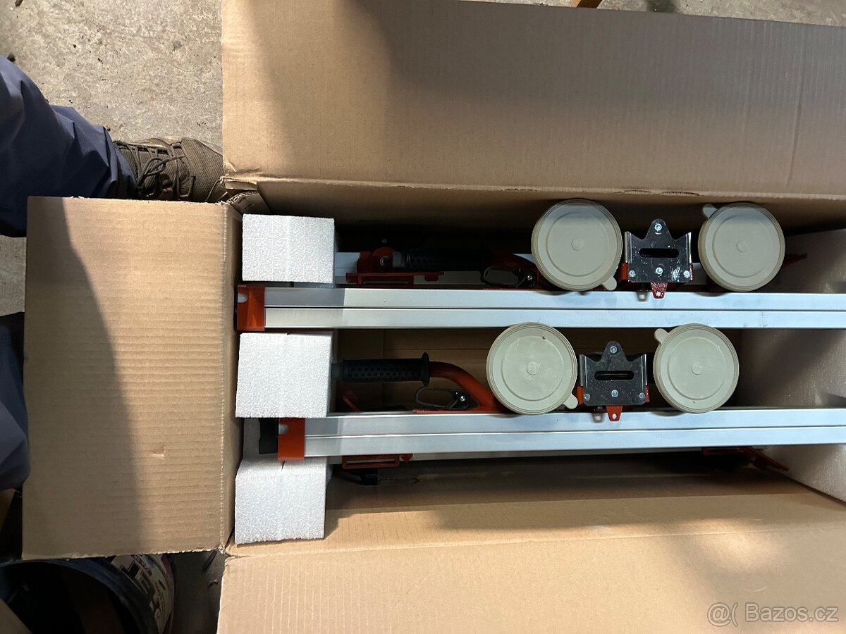 Řezačka na velkofomátovè obklady - 2