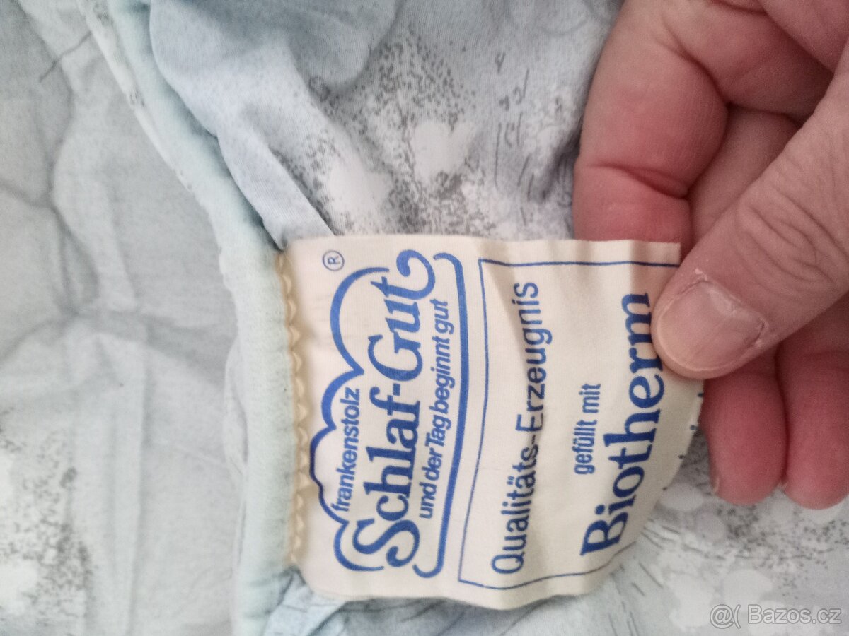 Velká peřina cca 140x220 cm i jako přehoz na postel - 2