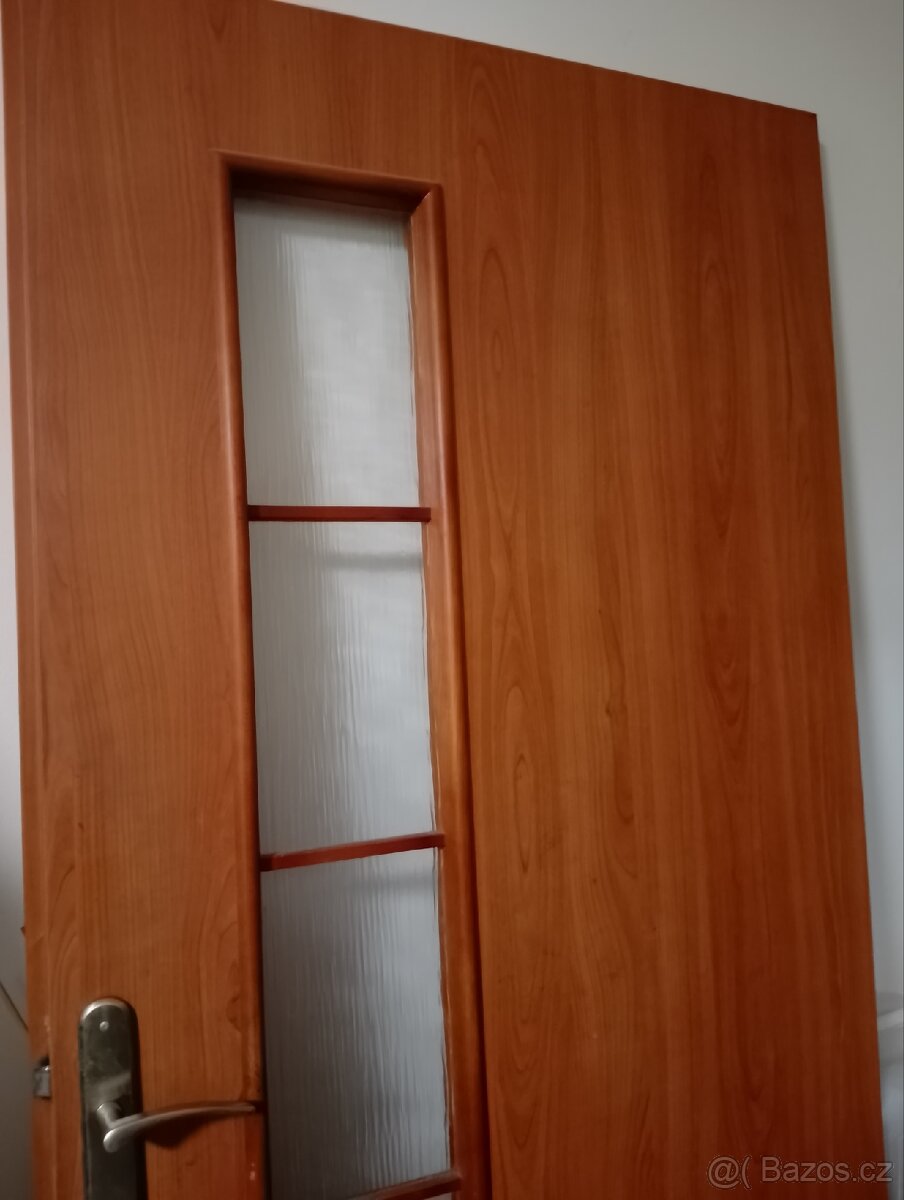 Dveře se sklem interiérové 80 L - 2