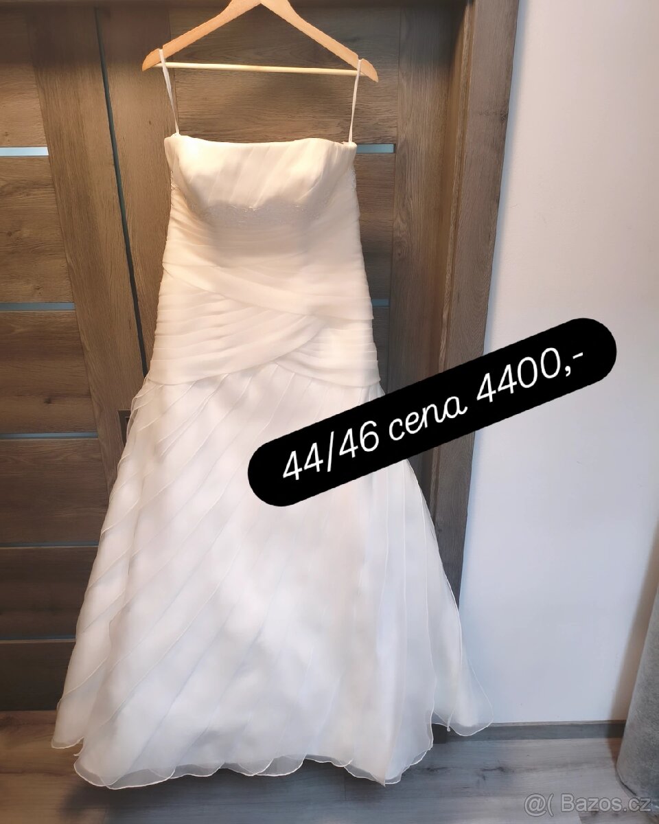 Svatební šaty 20 kusů různé velikosti - 2