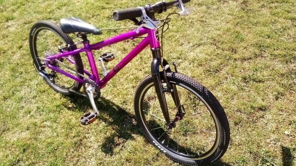 Dětské kolo KUBIKES 20 sestavené na zakázku v Německu,páčkov - 2