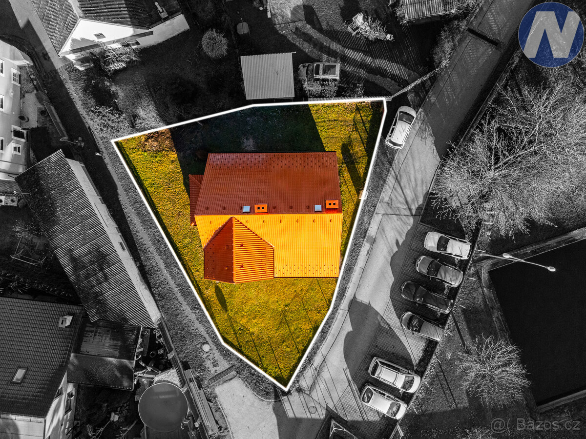 Adamov, prodej RD se zahradou - 2