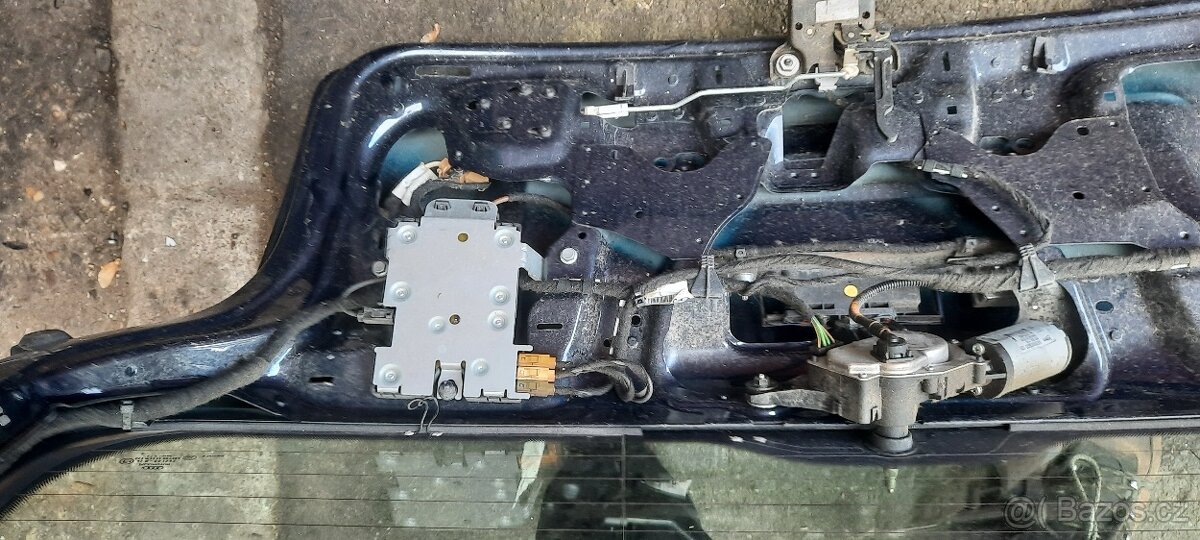 Viko kufru audi a3 8p coupe dvere - 2