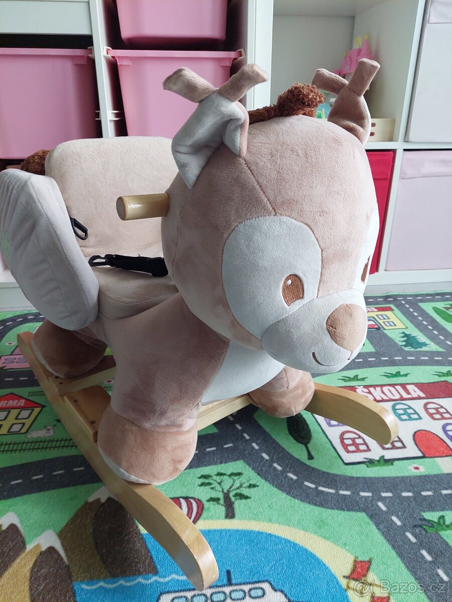 Krásná houpací veverka Nattou - 2