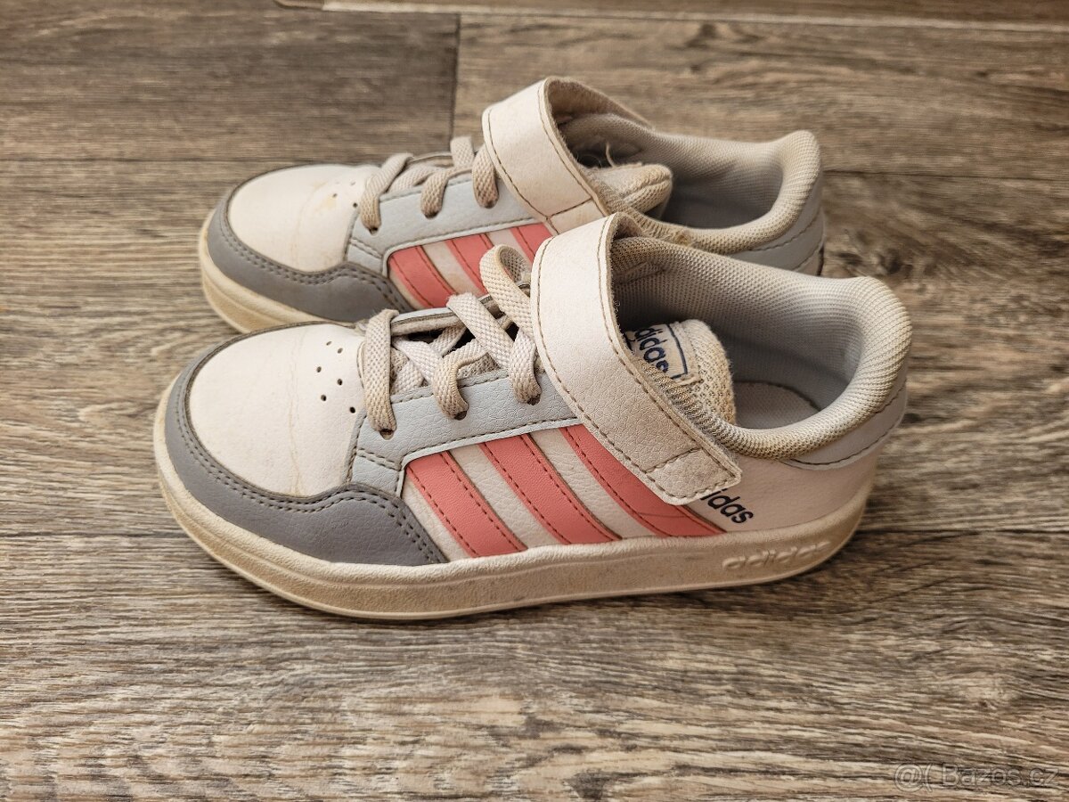 Dětské nošené tenisky Adidas, vel. 28 - 2