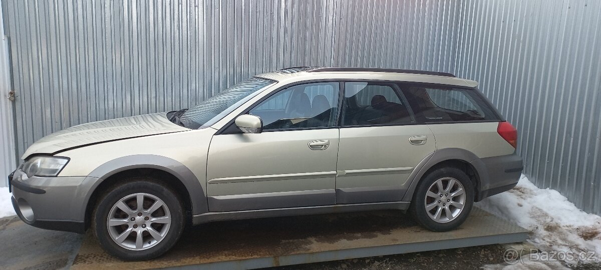 Subaru Outback 2004 2,5 121kw náhradní díly - 2