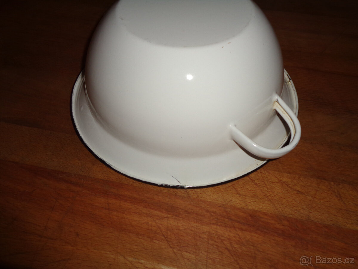 Smaltovaná mísa - 2