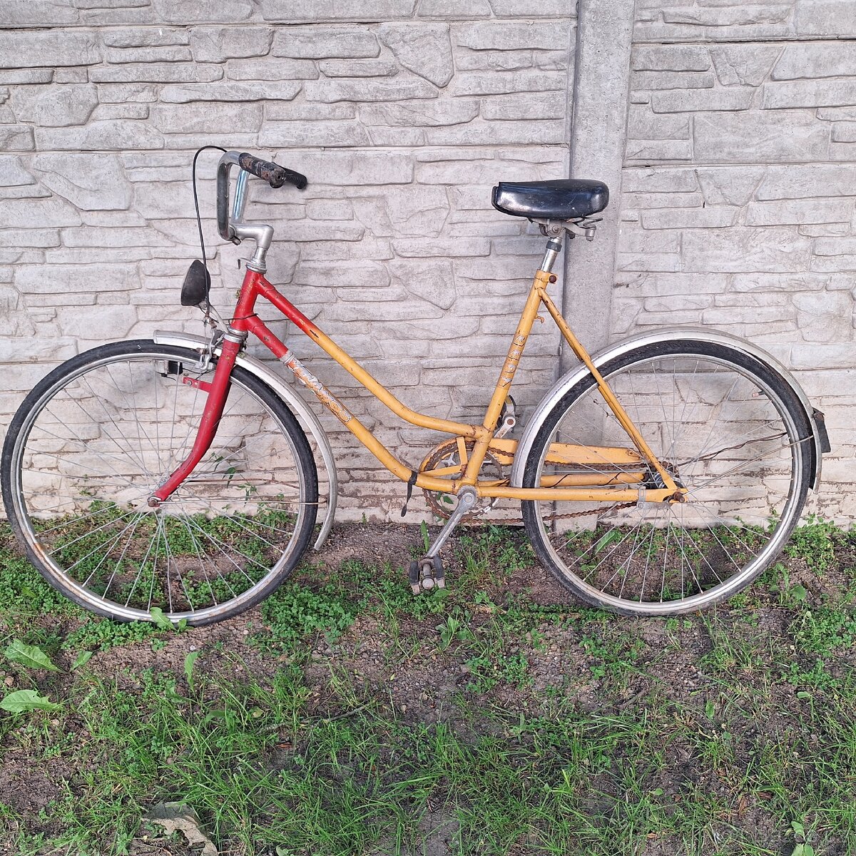 Staré dámské kolo - 2