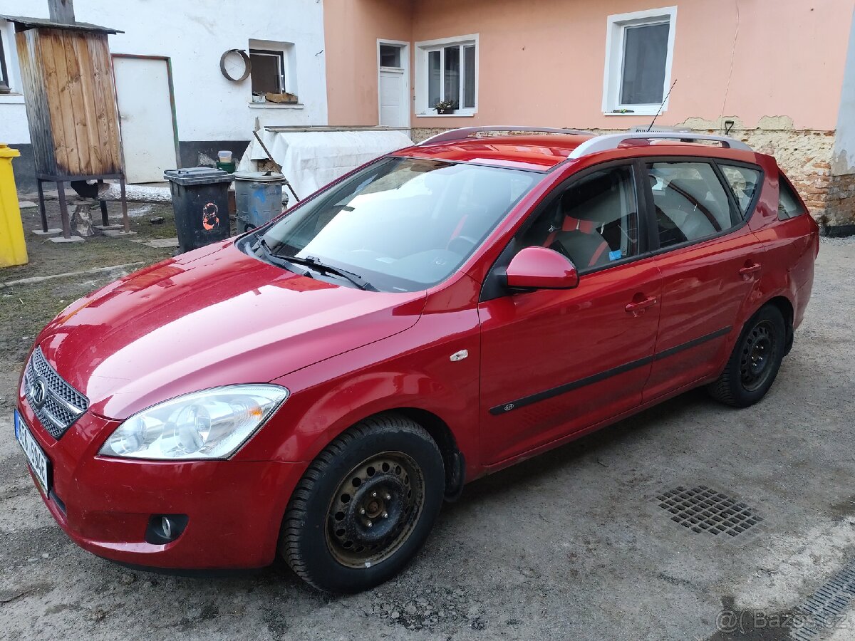 Kia ceed 1.6 crdi 84 kW r.v. 2009 - 2