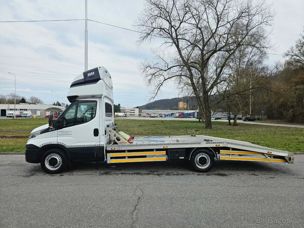 Odťahovka Iveco 3,0 + príves Gromex - 2