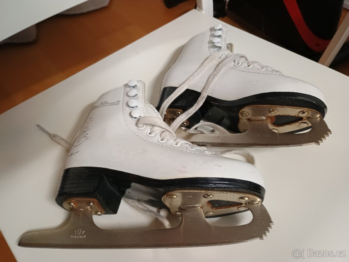 dívčí brusle 29 - 2