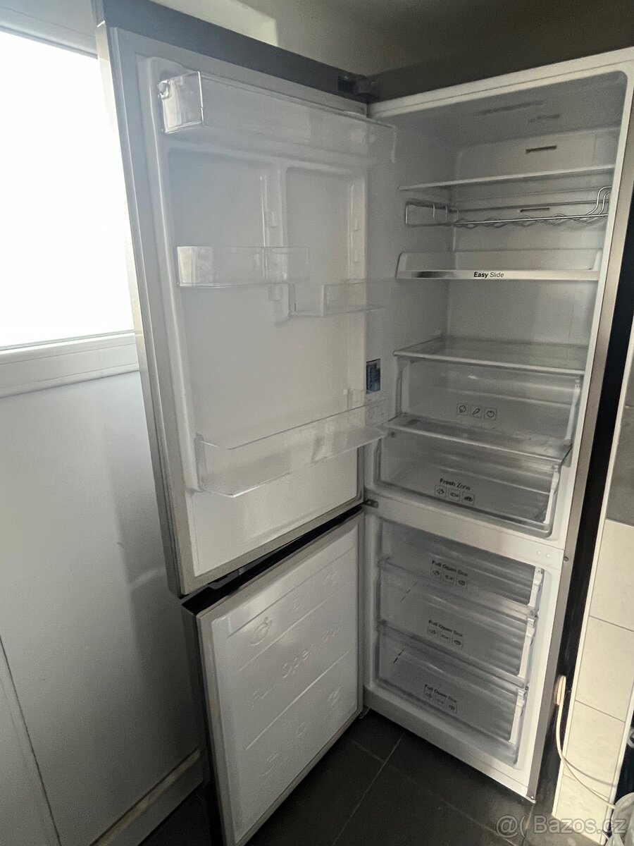 Lednice Samsung RB33J3215SS - 2