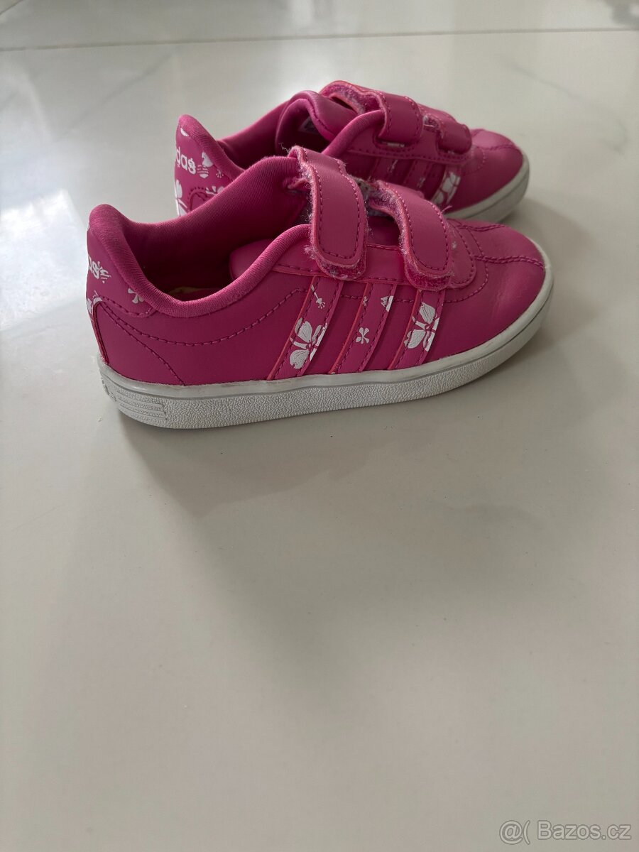 Dívčí boty Adidas, vel.23 - 2