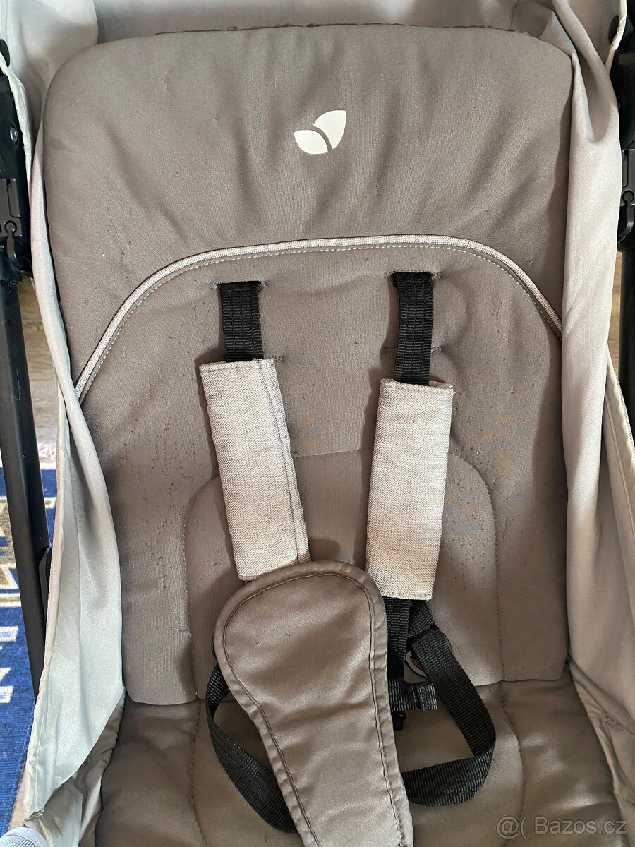 Cestovní kočárek Joie Pact - 2