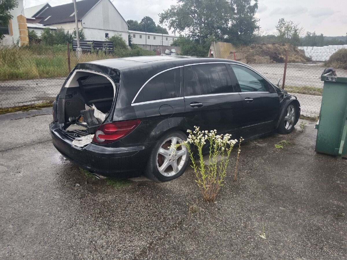Mercedes R w251 320cdi ND - 2