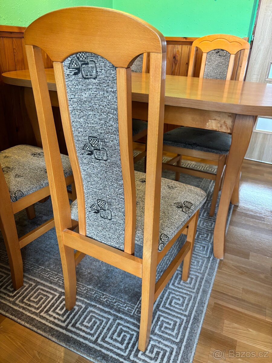 Stůl a židle - 2