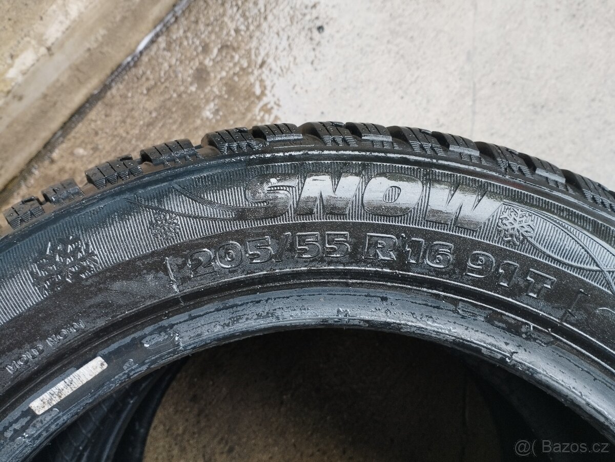 Zimní pneu 205/55 R16:DOT-1924 - 2