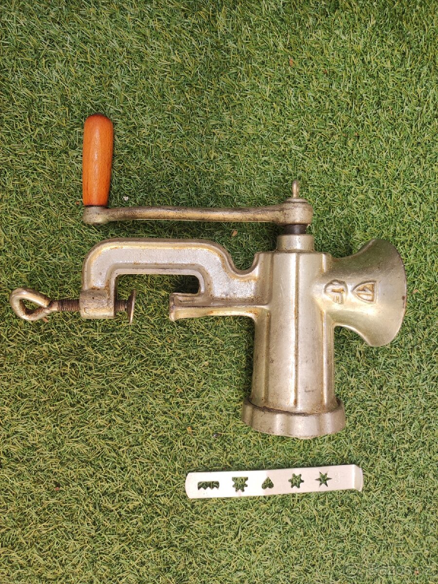Mlýnek na maso - 2