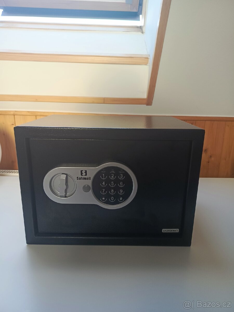 Elektronický sejf - 2