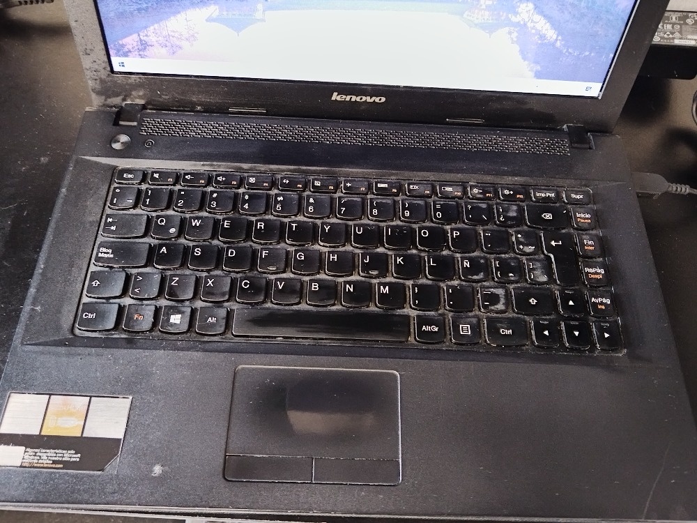 Notebook Lenovo G400 - 2