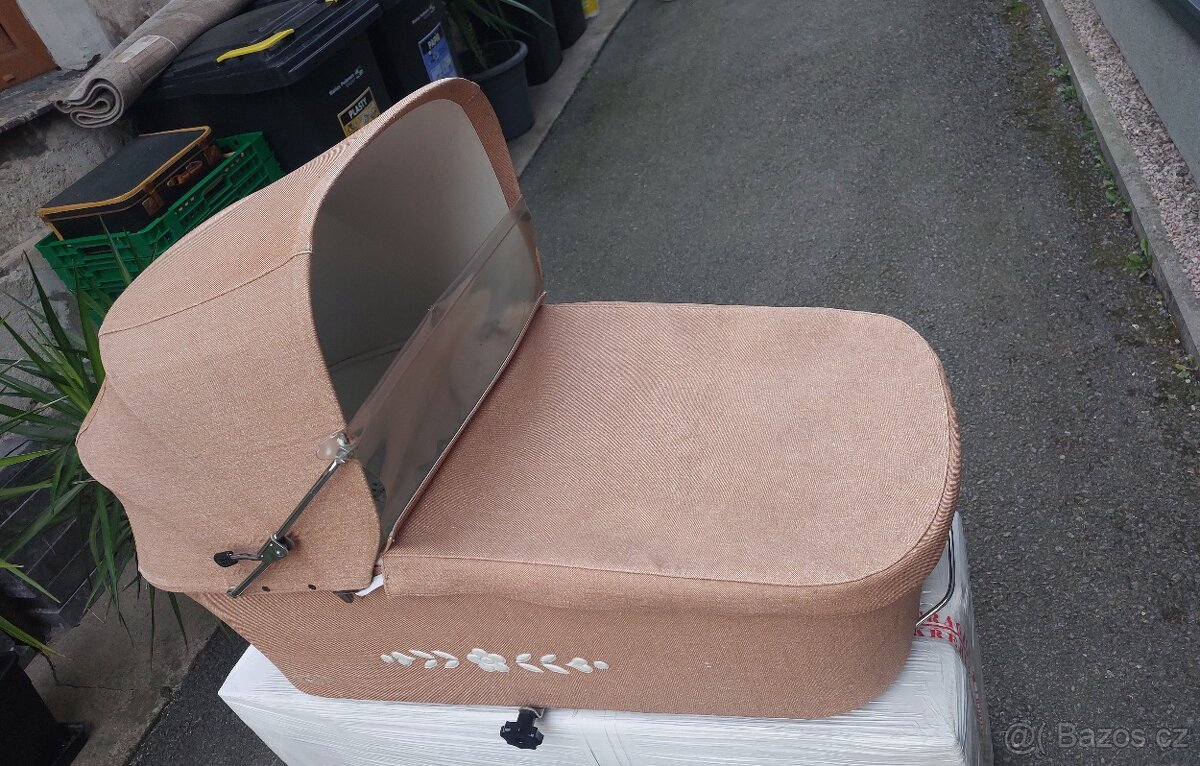 Retro korbička na kočárek Liberta - 2